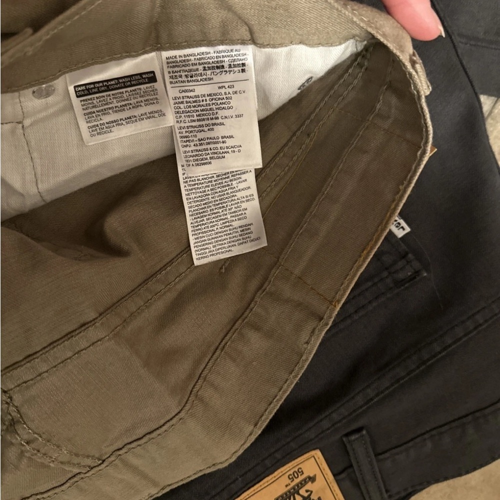 Levi’s Men’s 505 Dress pants, navy blue & tan size size 40/30 - Picture 4 of 4